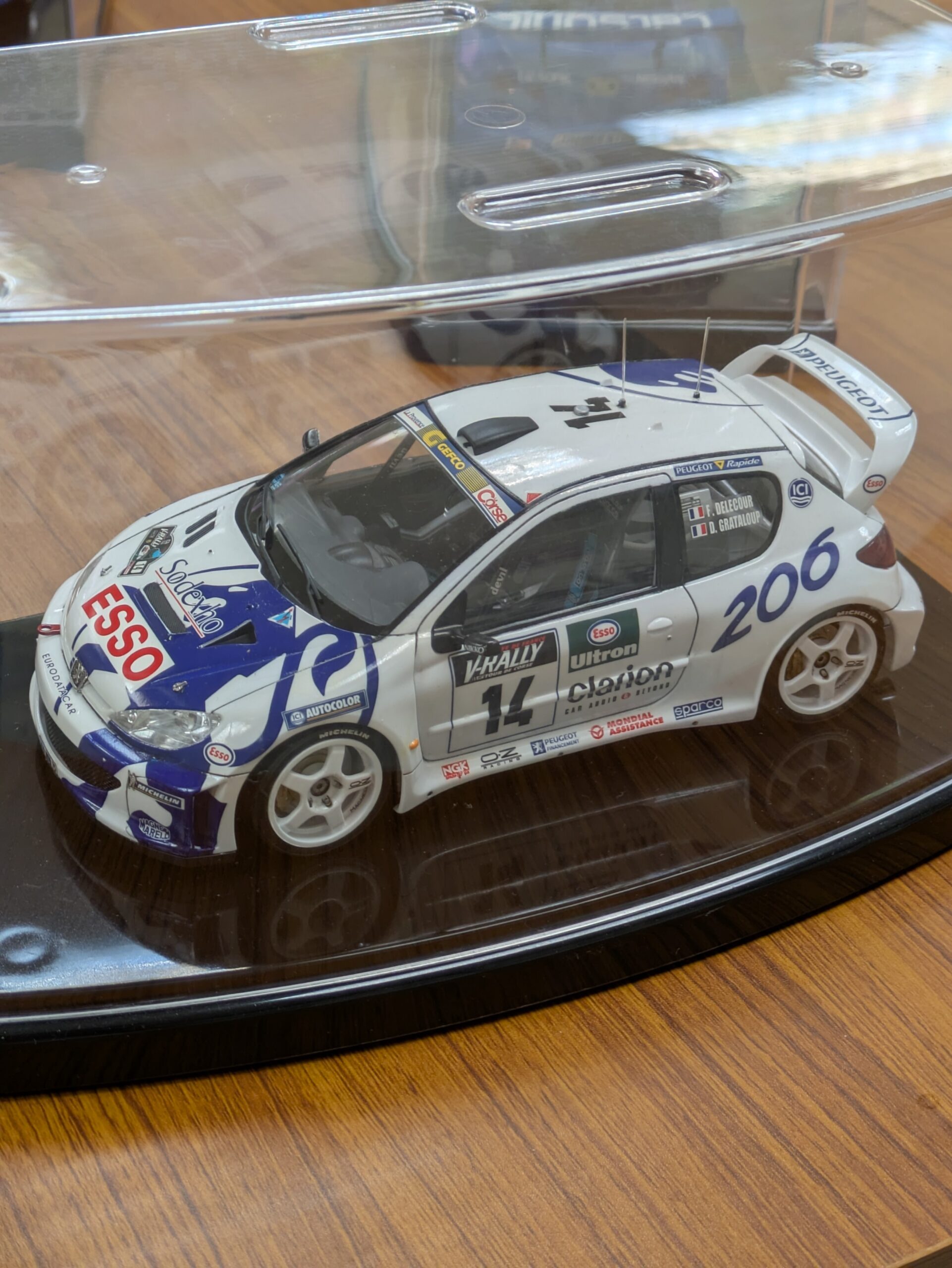 【試作品】Apex プラウラー 展示用モデル 9月27日、プラモデル展示会へ見学に行ってみました | ふく郎 釣り遊びの森